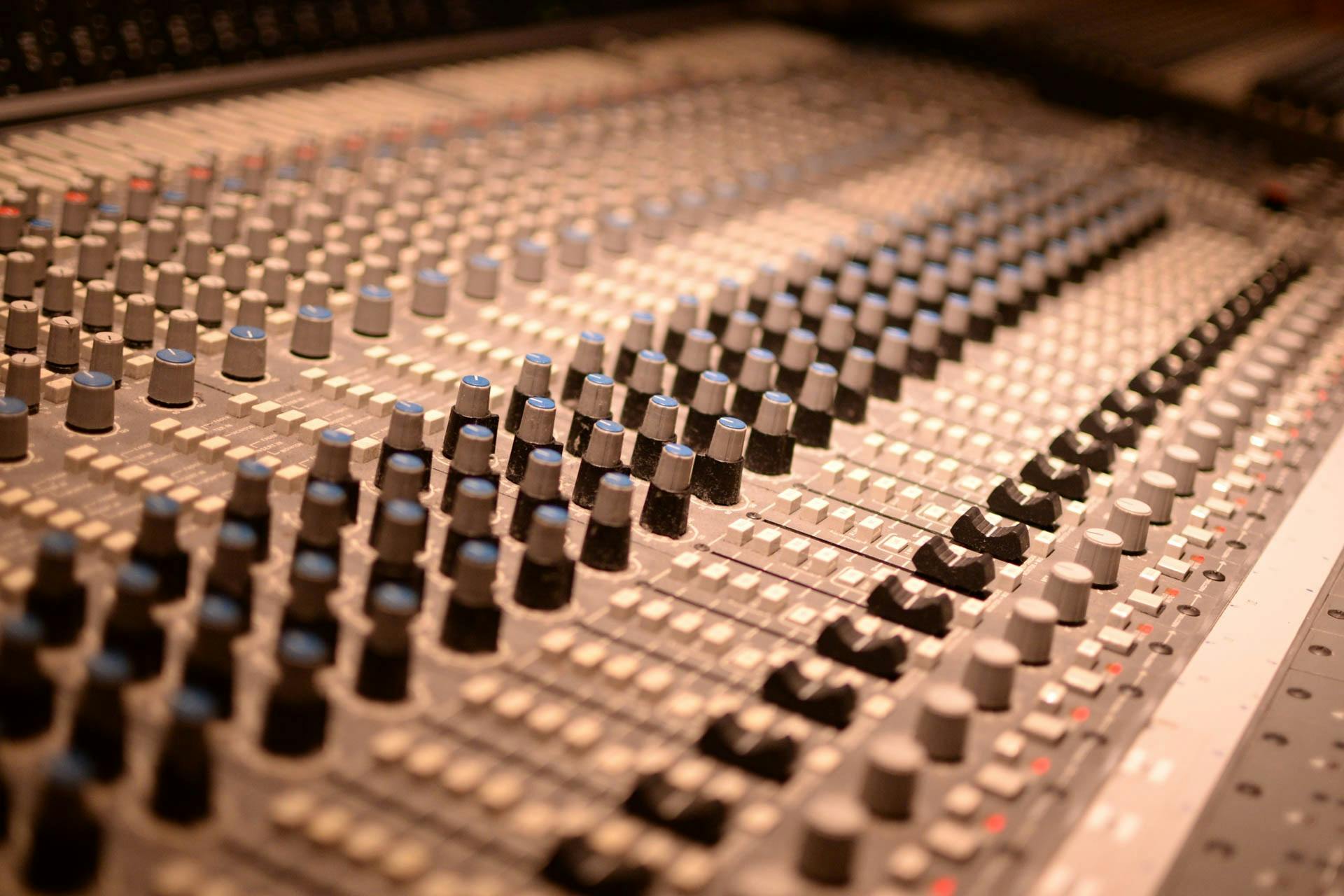 Table de mixage Table-de-mixage