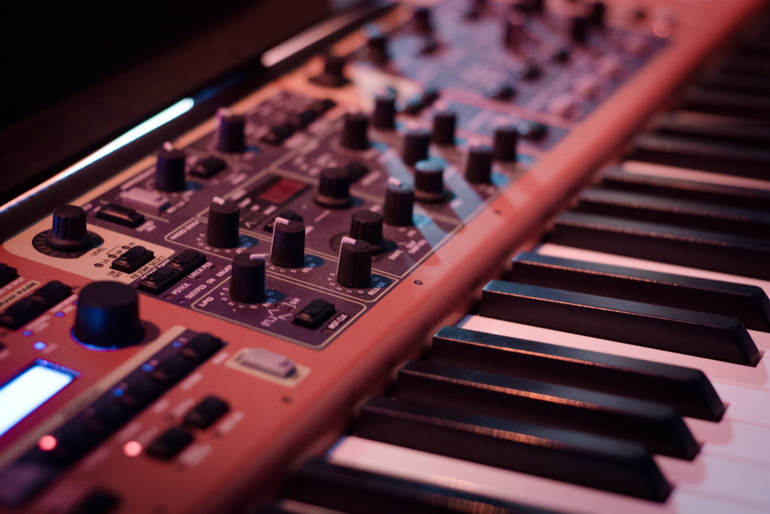 synthesizer scaled